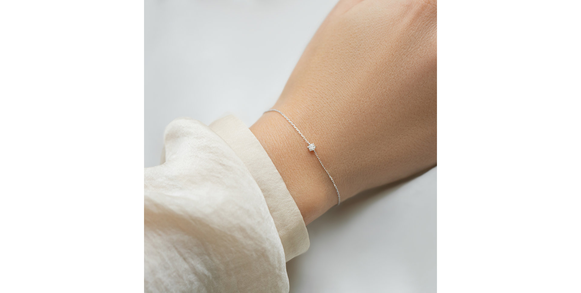 Náramek s diamantem Essential Shine