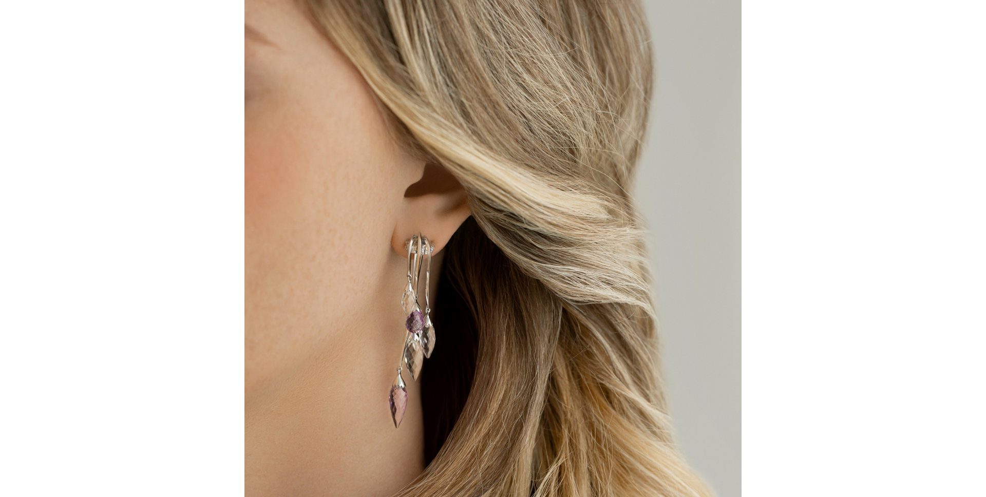 Náušnice s diamanty, ametystem a topazem Fanfare