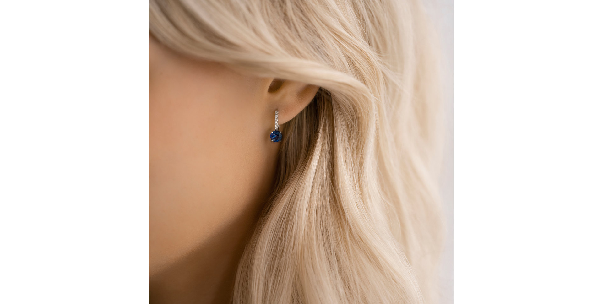 Náušnice s safírem a diamanty Fairytale Gentility