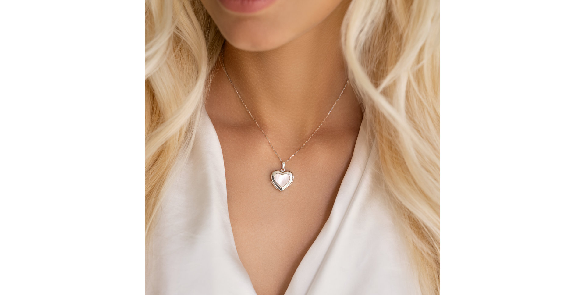 Přívěs s perletí Blushing Romance