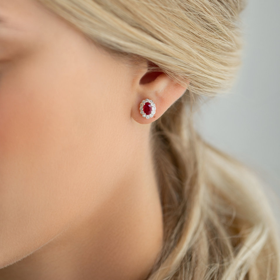 Náušnice s rubínem a diamanty Princess
