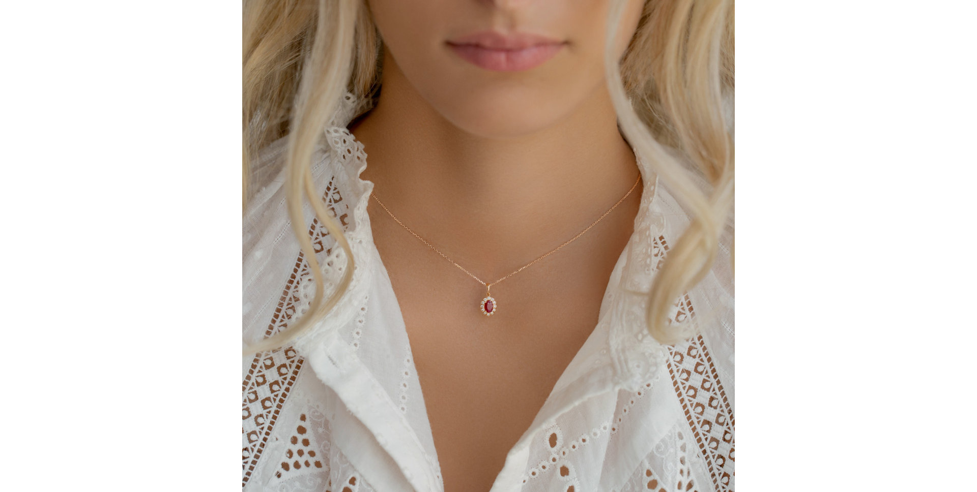 Přívěšek s rubínem a diamanty Princess