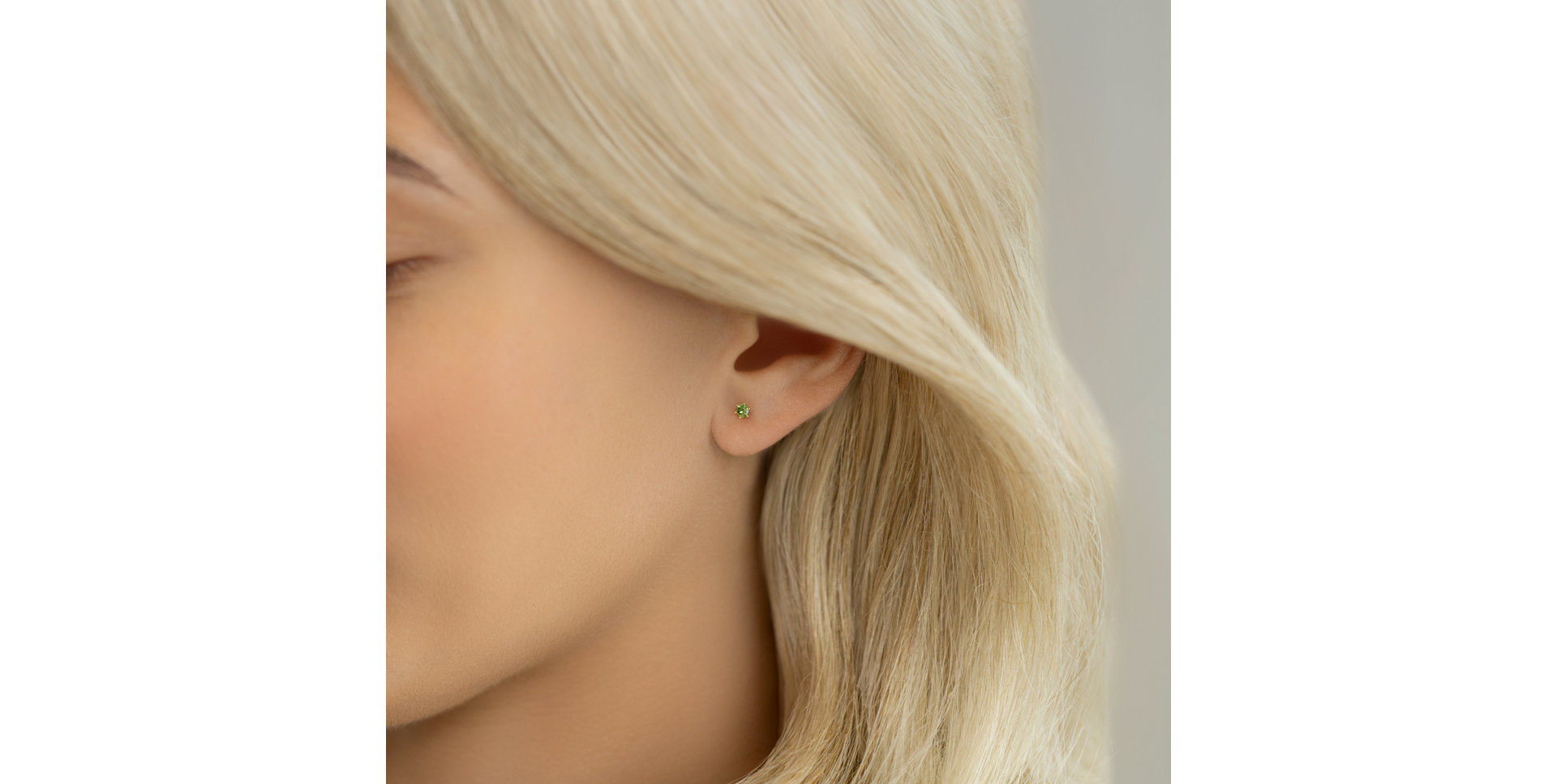 Náušnice s zeleným diamantem Vesper Romance