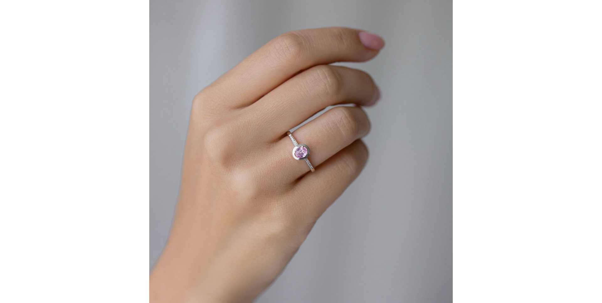 Prsten se safírem a diamanty Sapphire Princess