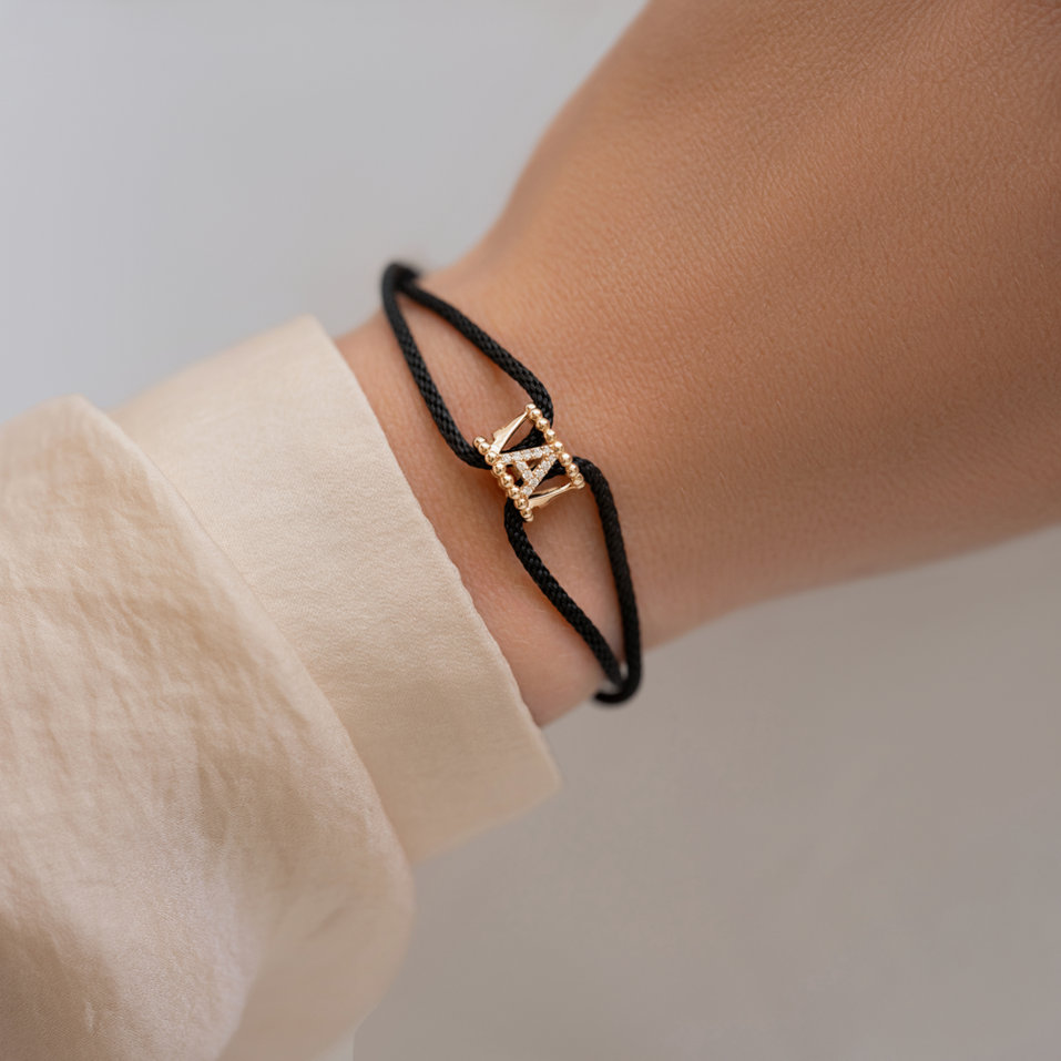 Náramek 14kt žluté zlato s diamantem Magnificent Letter