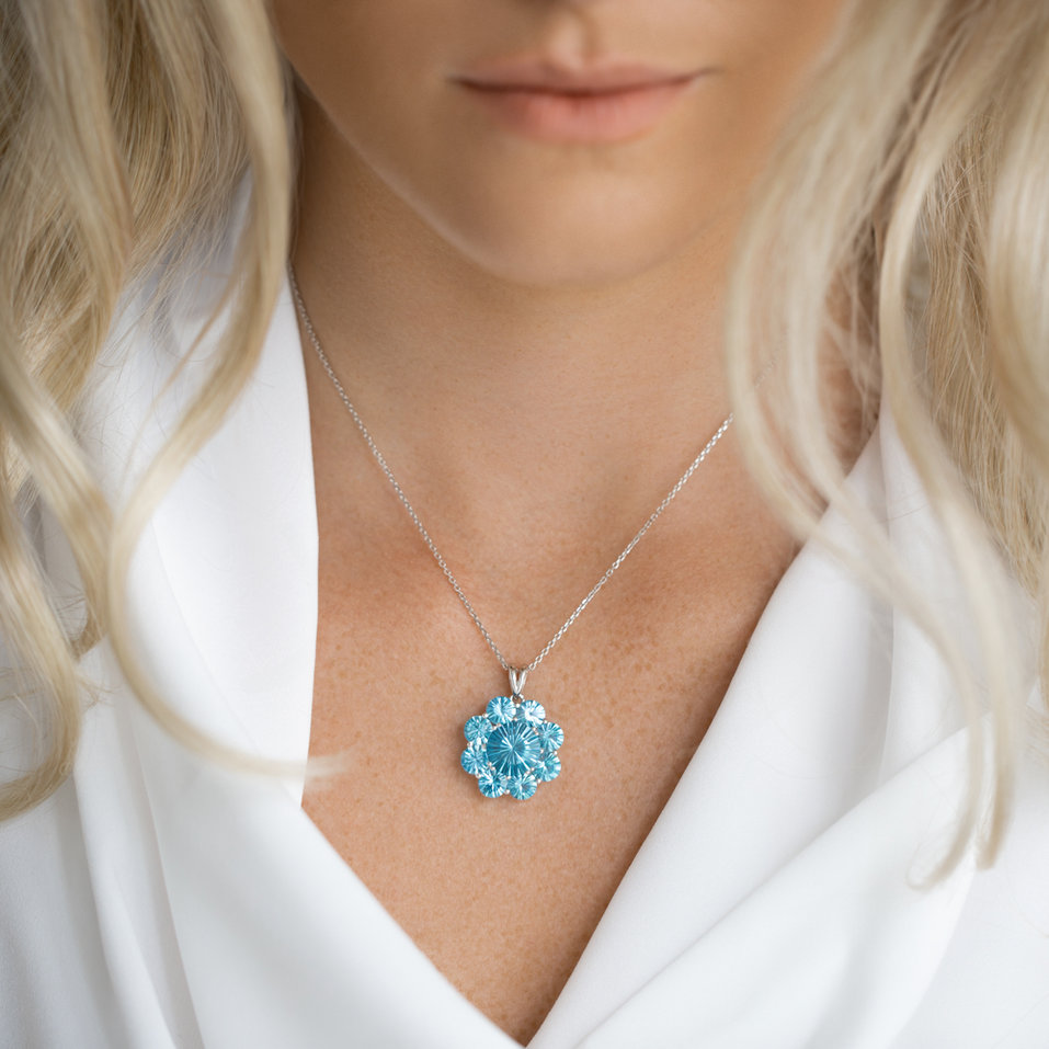 Přívěsek 14kt bílé zlato s topazem swiss Airasti