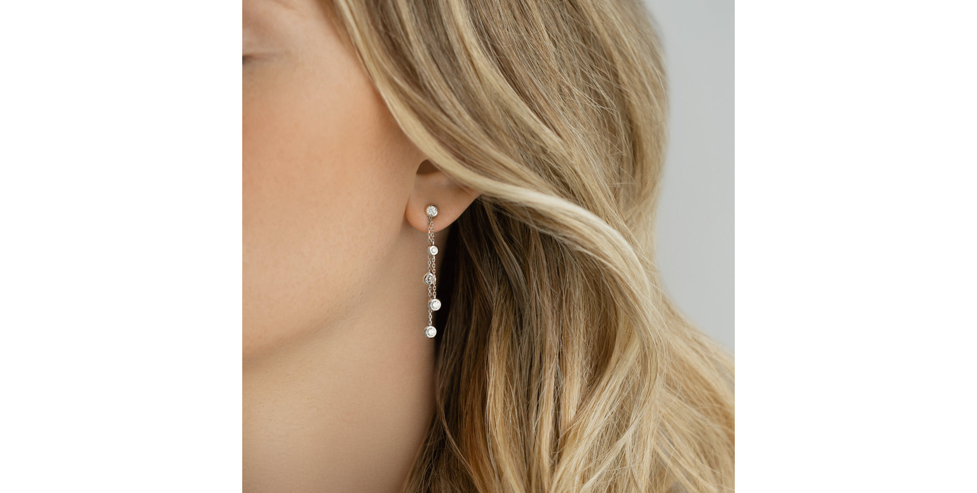 Náušnice s diamanty Dots Waterfall