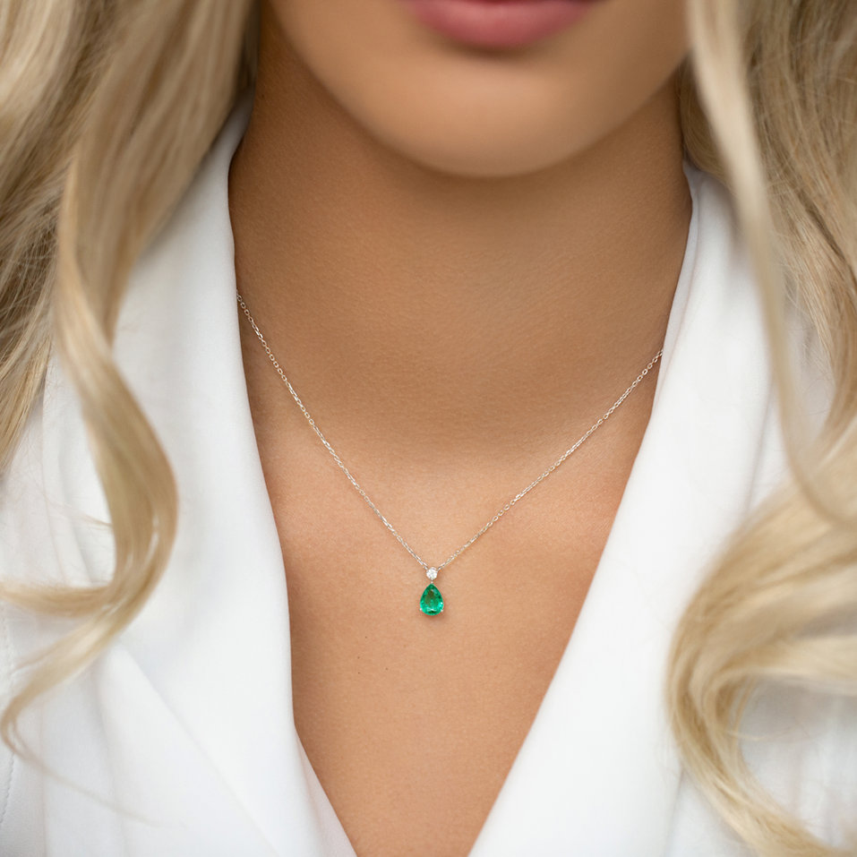 Náhrdelník s diamantem a smaragdem Galatea