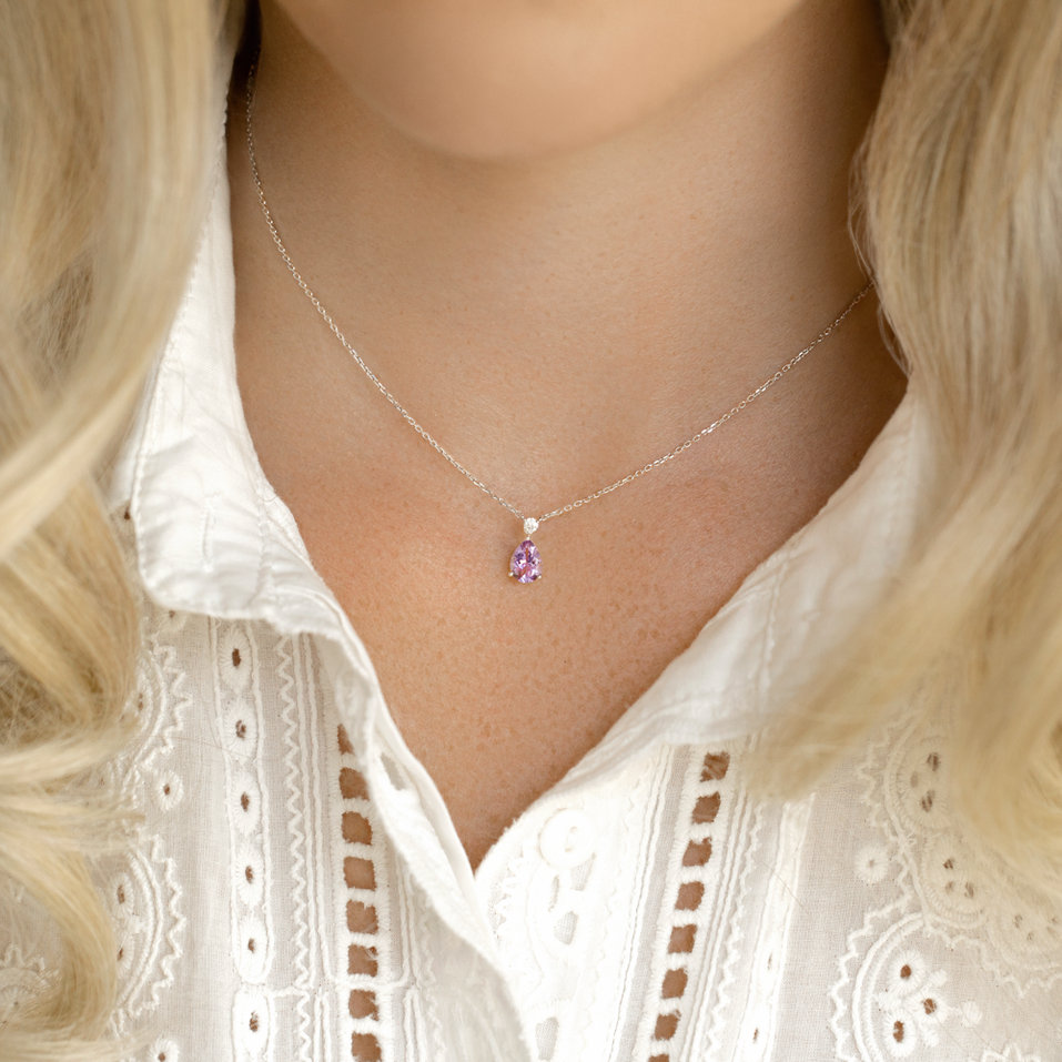 Náhrdelník s diamantem a ametystem Ismene