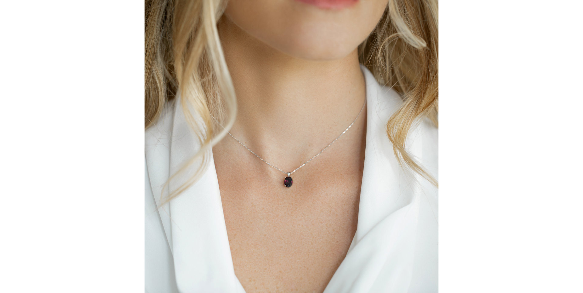 Náhrdelník s diamantem a morganitem Élise