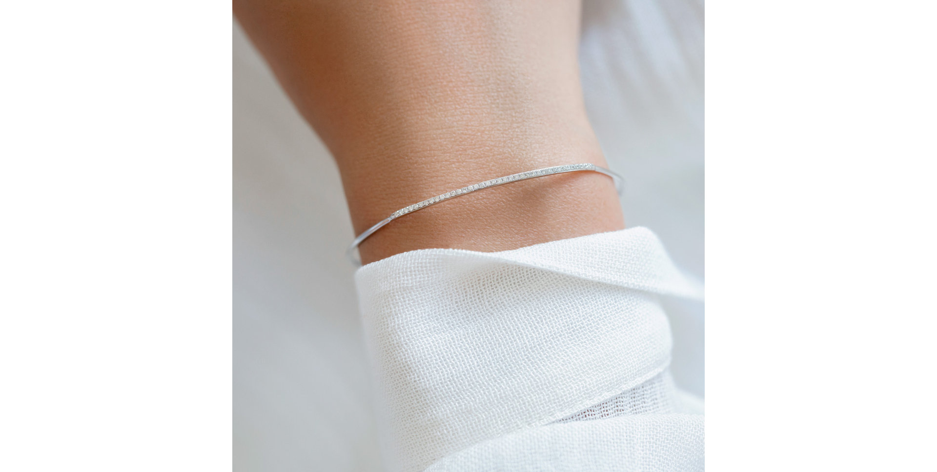 Náramek s diamanty Line