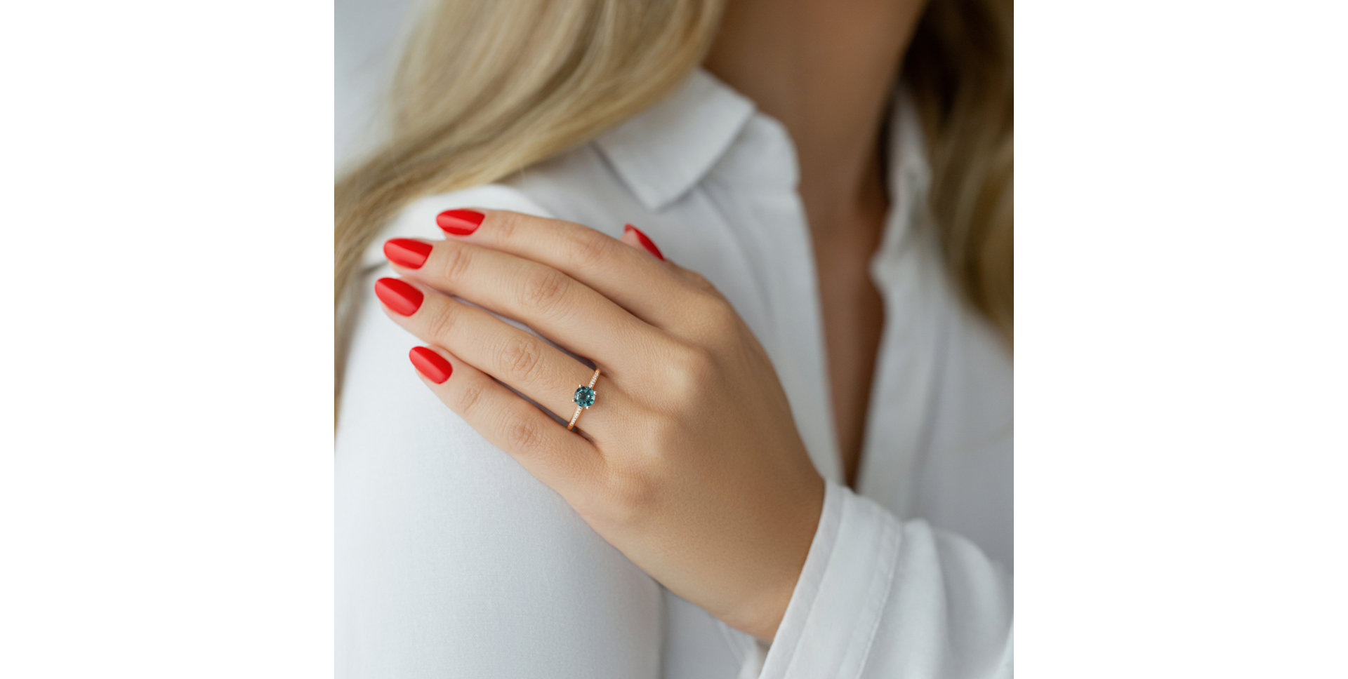 Prsten s diamanty a turmalínem Velvet