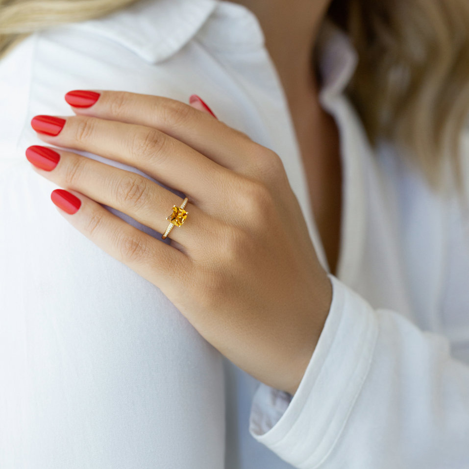 Prsten s diamanty a rhodolitem Melody Harmony