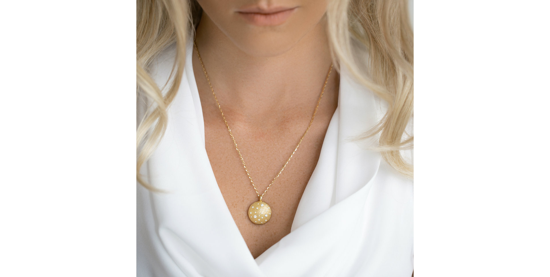 Náhrdelník s diamanty Noble Aura