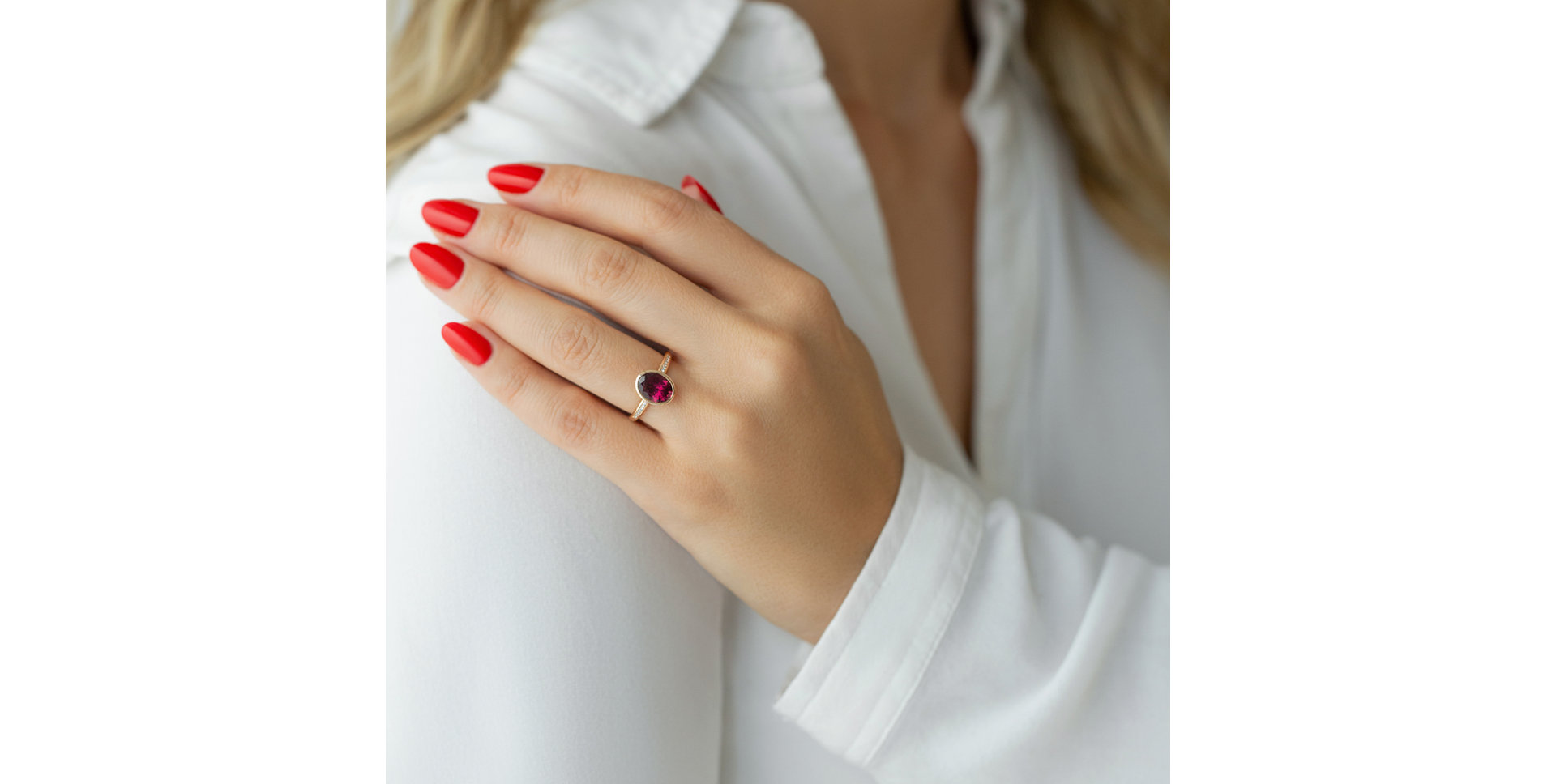 Prsten s diamanty a rhodolitem Eliptical Perfection