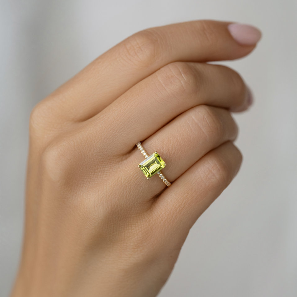 Prsten s diamanty a morganitem Mireth