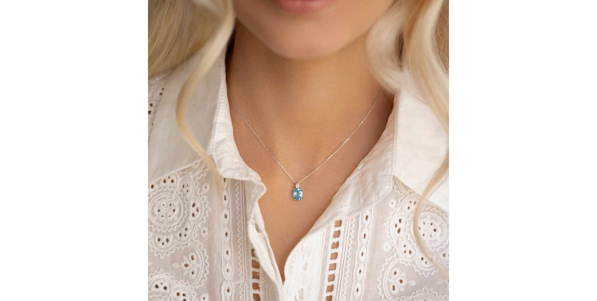 Náhrdelník s diamantem a topazem Asuan