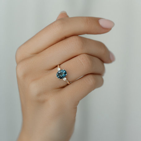 Prsten s diamanty a rhodolitem Asuan
