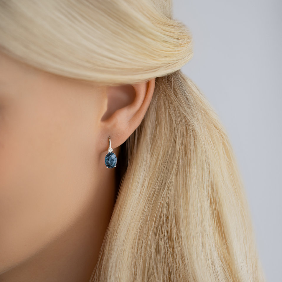 Náušnice s diamantem a rhodolitem Asuan