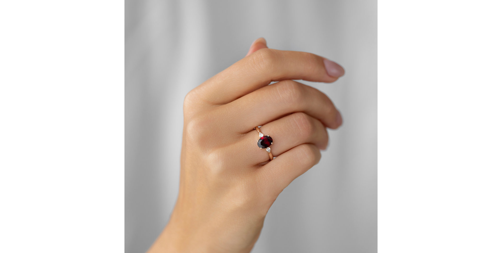 Prsten s diamanty a rhodolitem Annelise
