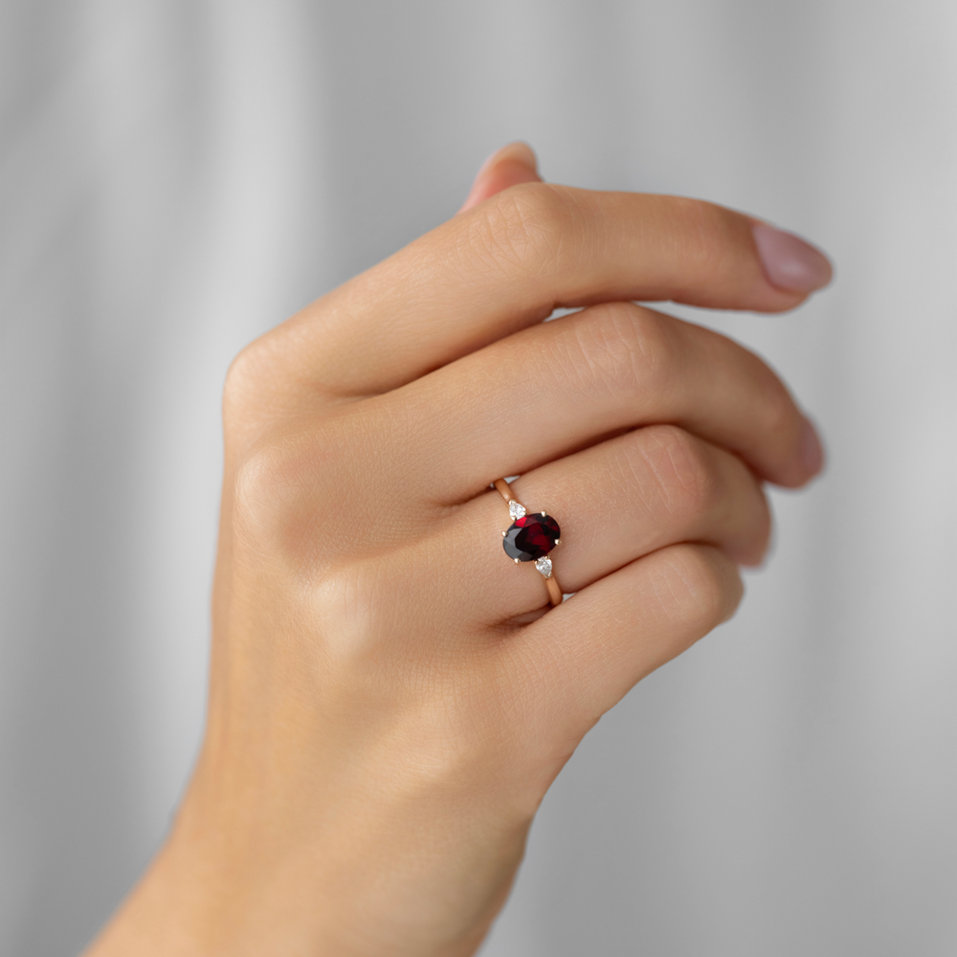 Prsten s diamanty a rhodolitem Annelise