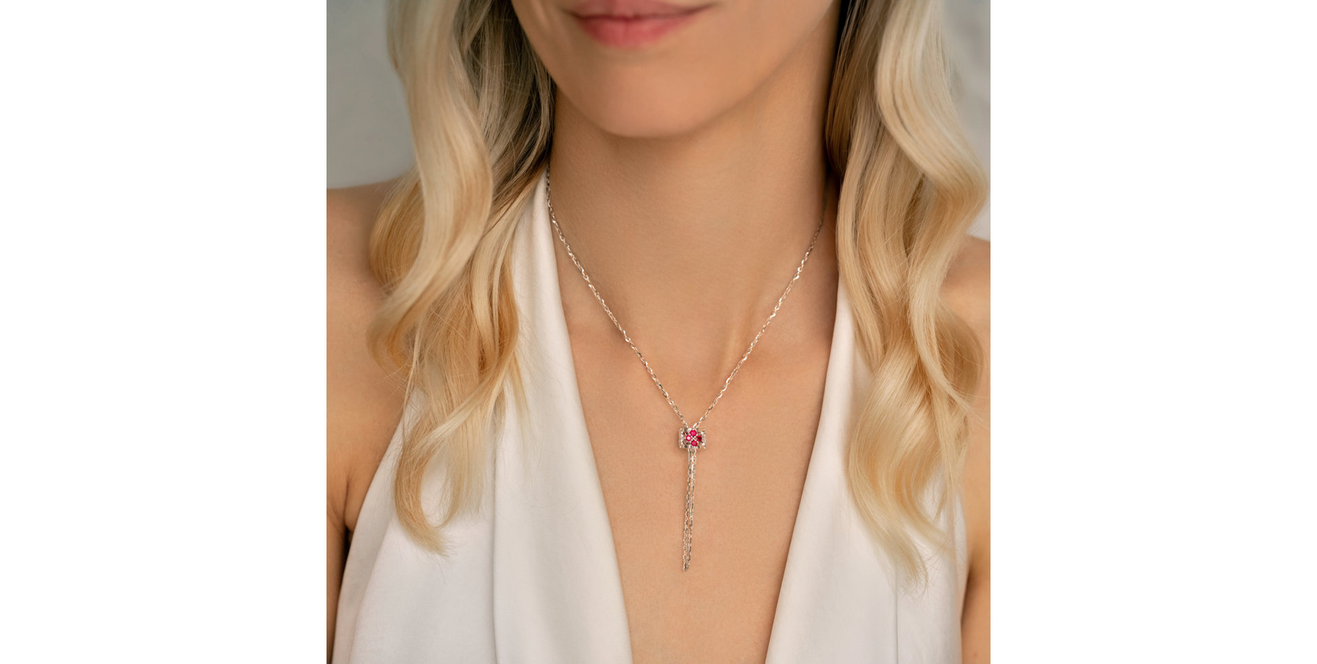 Náhrdelník s diamanty a rubíny Amea