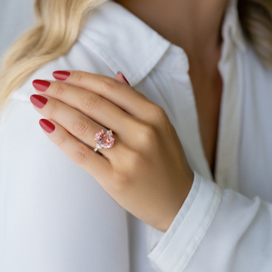 Prsten s diamanty a turmalínem Deloraine