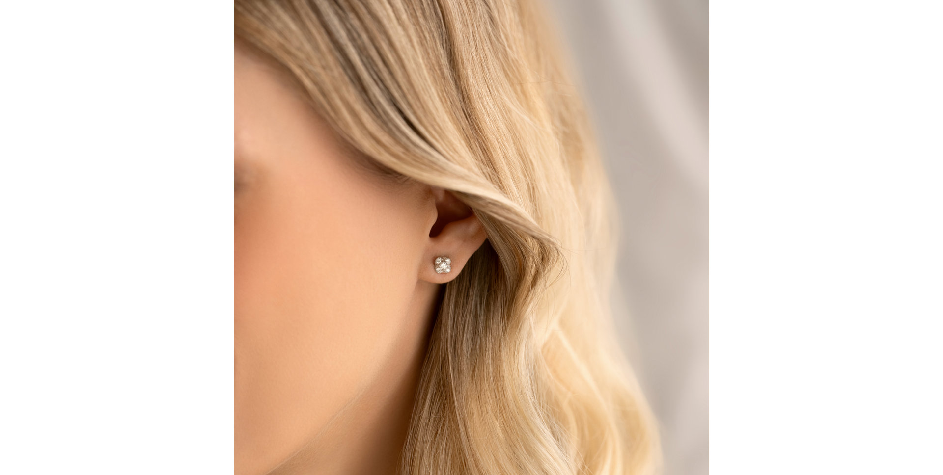 Náušnice s diamanty Amorielle