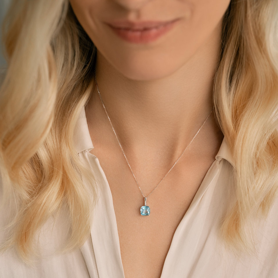 Náhrdelník s diamantem a rhodolitem Moonlight Gem