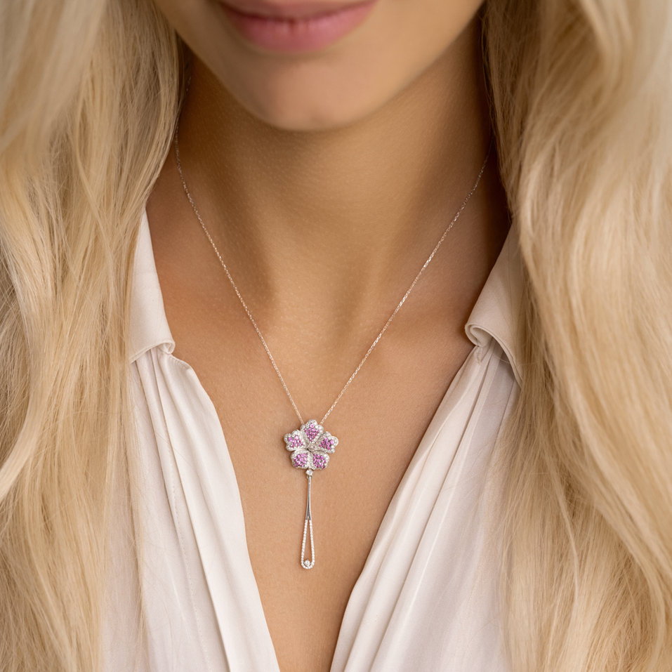 Přívěs s diamanty a safíry Magic Lotus