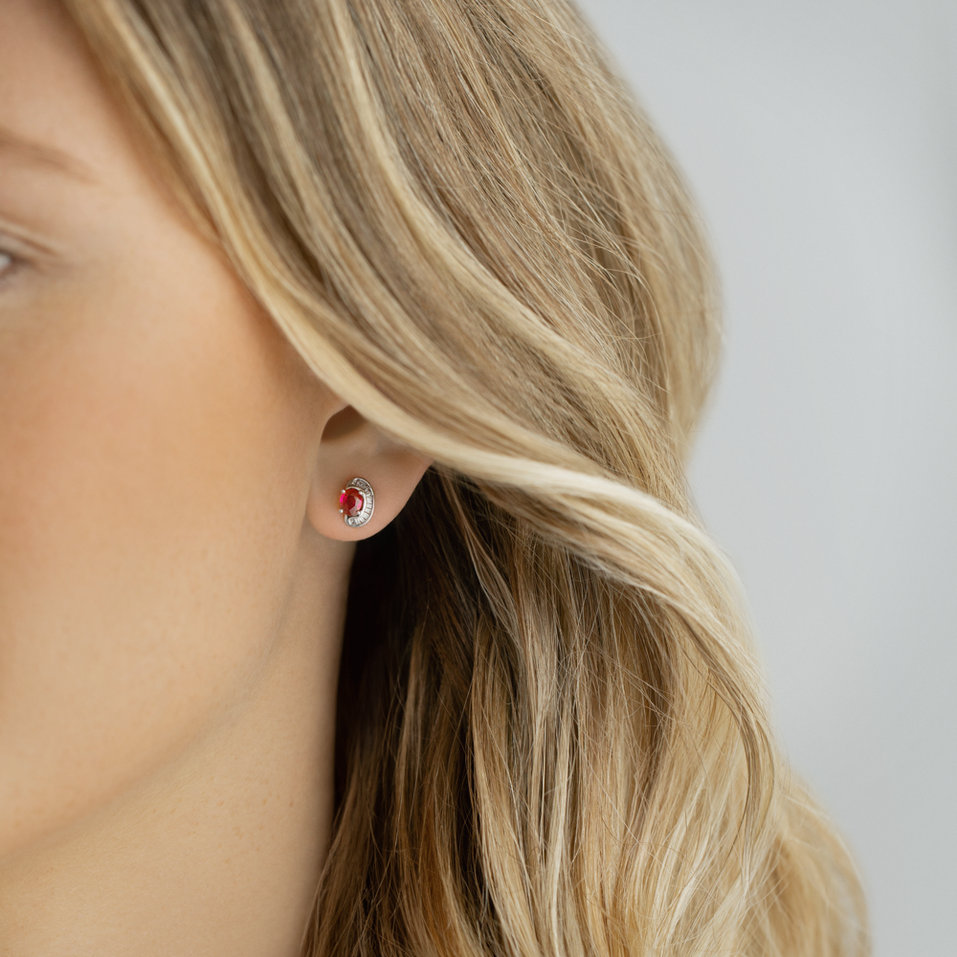 Náušnice s rubínem a diamanty Fireleaf