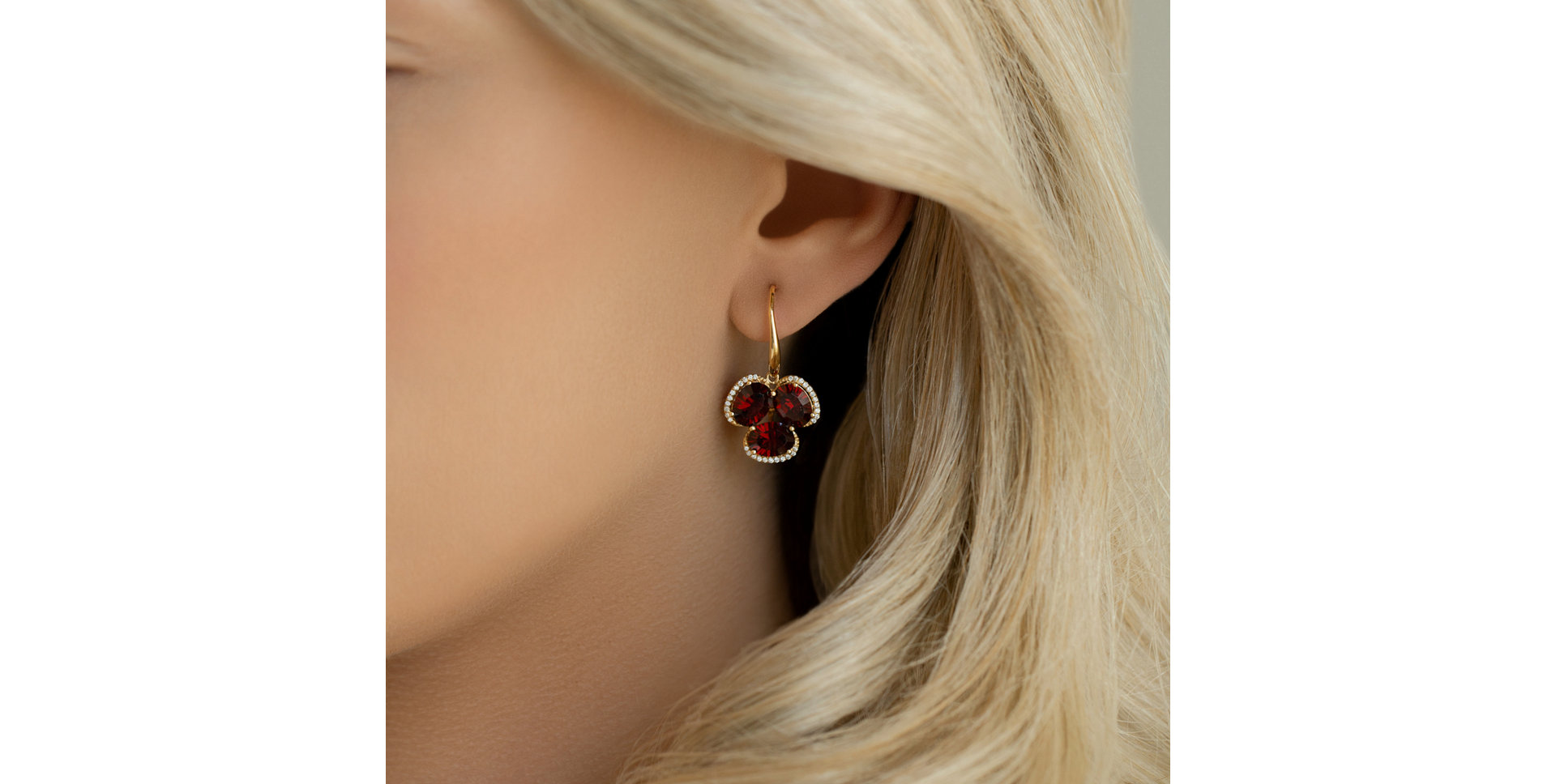 Náušnice s diamanty a granátem Harmony With Pride