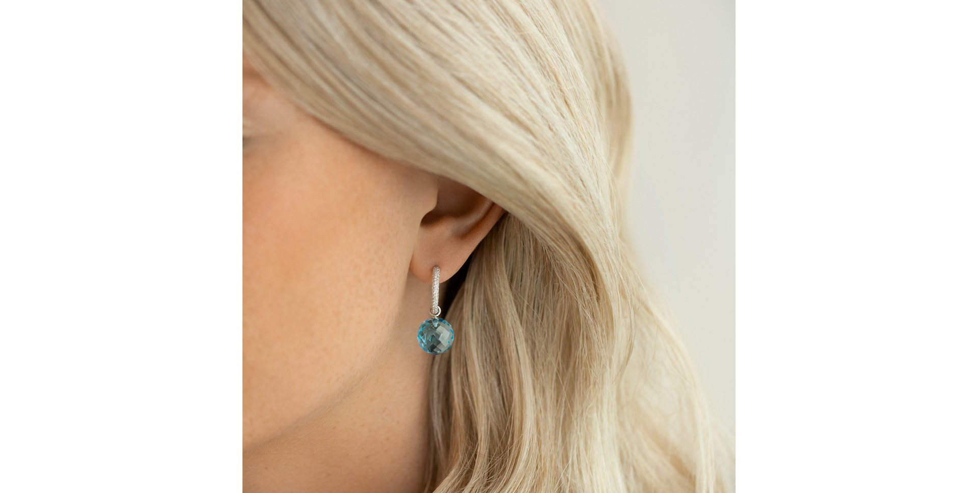 Náušnice s topazem a diamanty Amirra