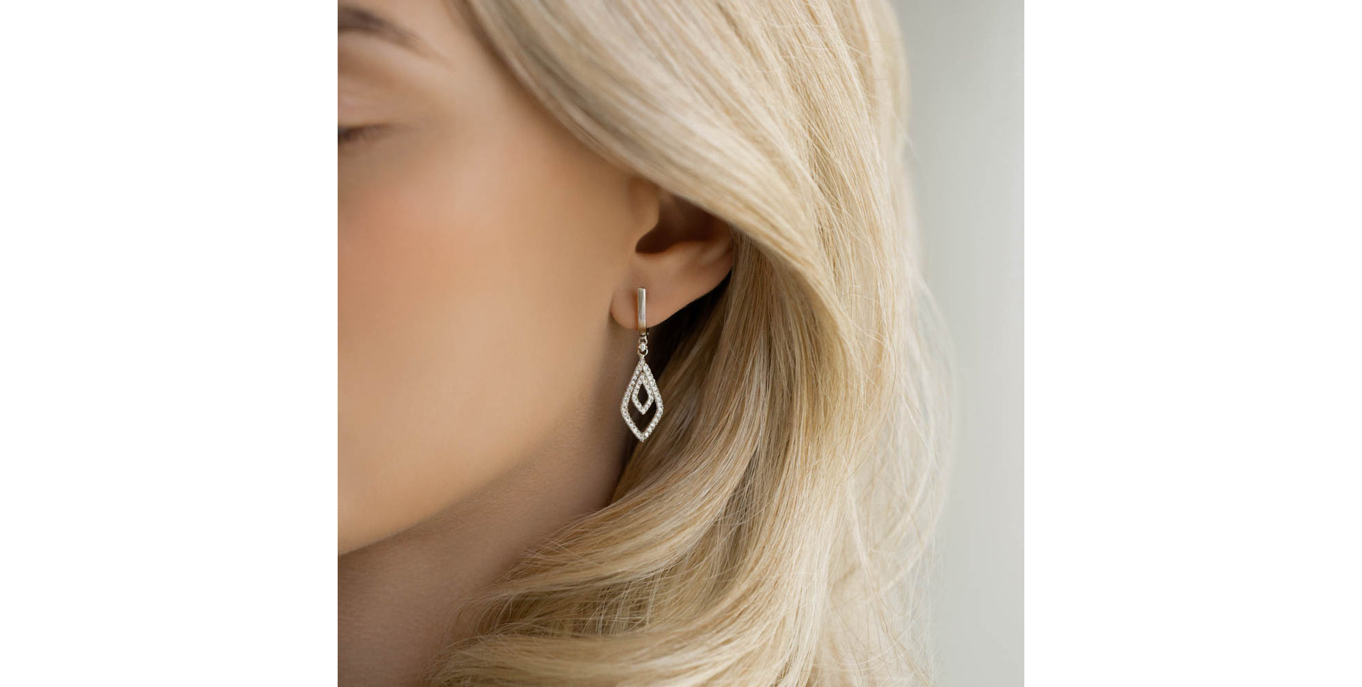 Náušnice s diamanty Chief