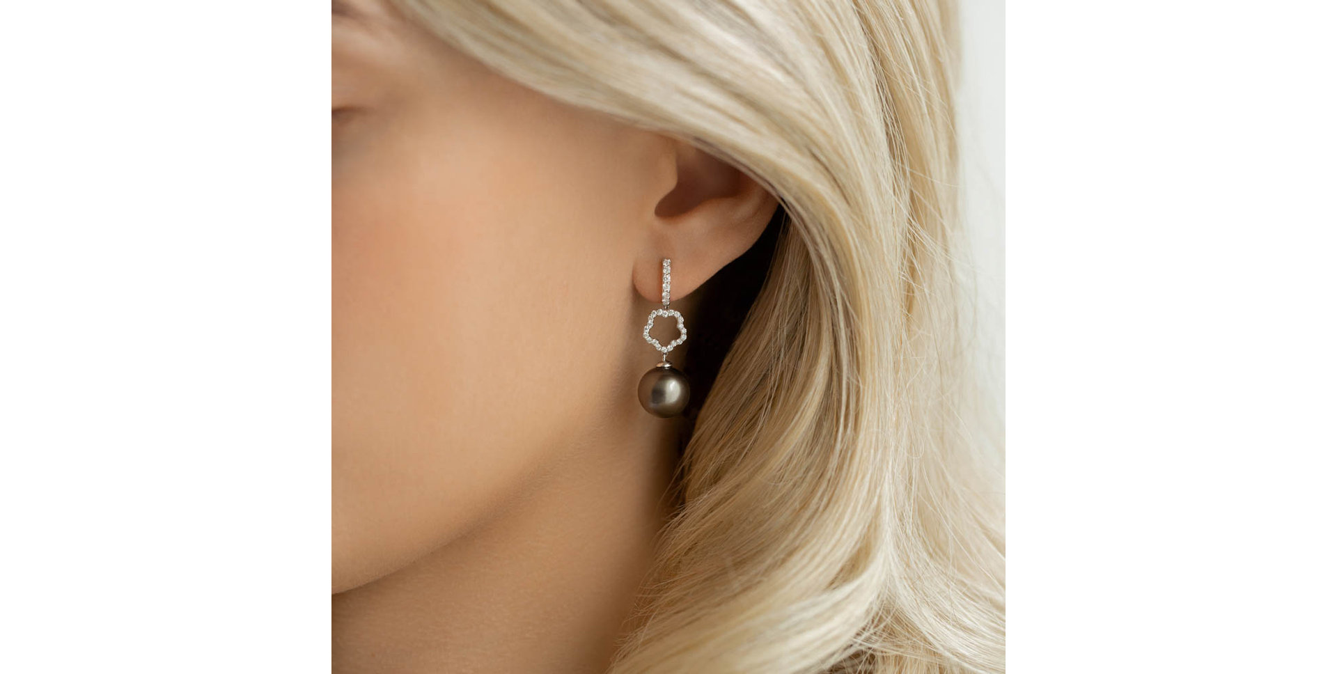 Náušnice s perlou a diamanty Daevas