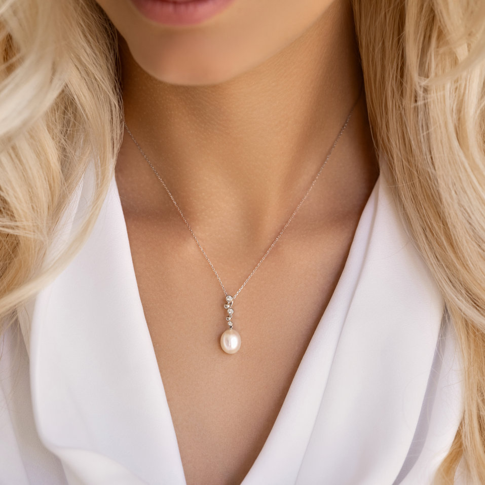 Přívěs s perlou a diamanty Pearl Royalty