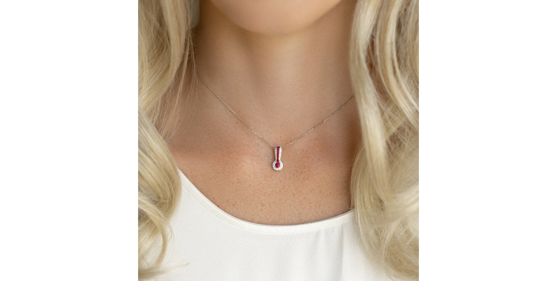 Přívěs s diamanty a safíry Delaney