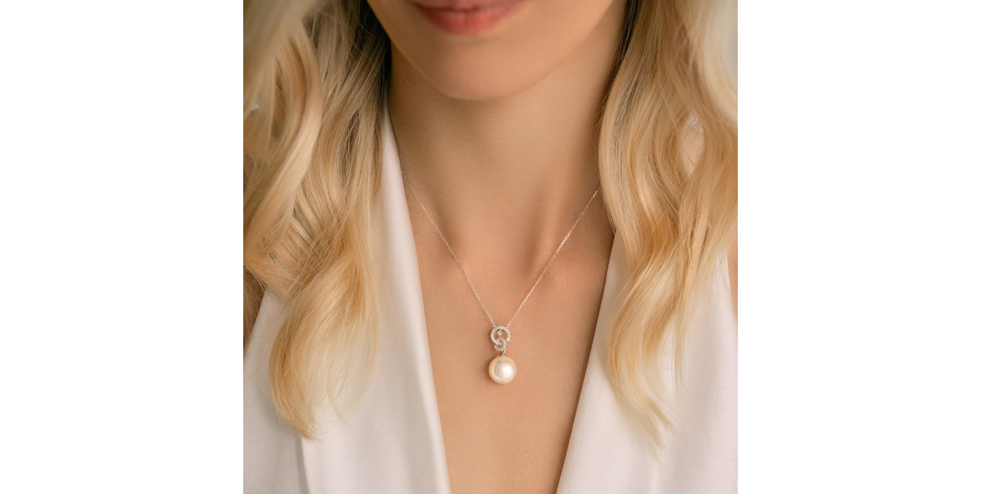 Přívěs s perlou a diamanty Space Pearl