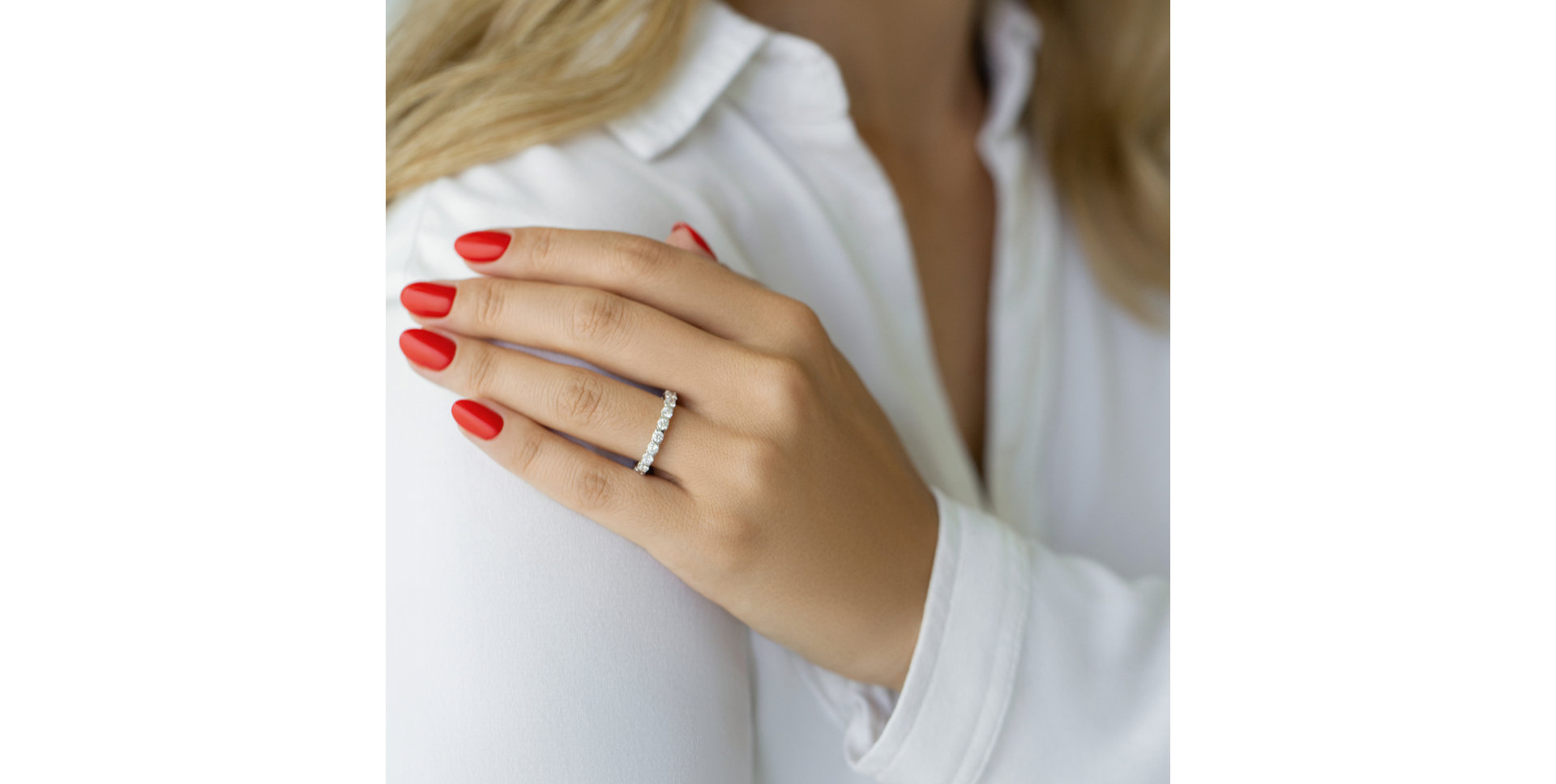 Prsten s diamanty Chansons