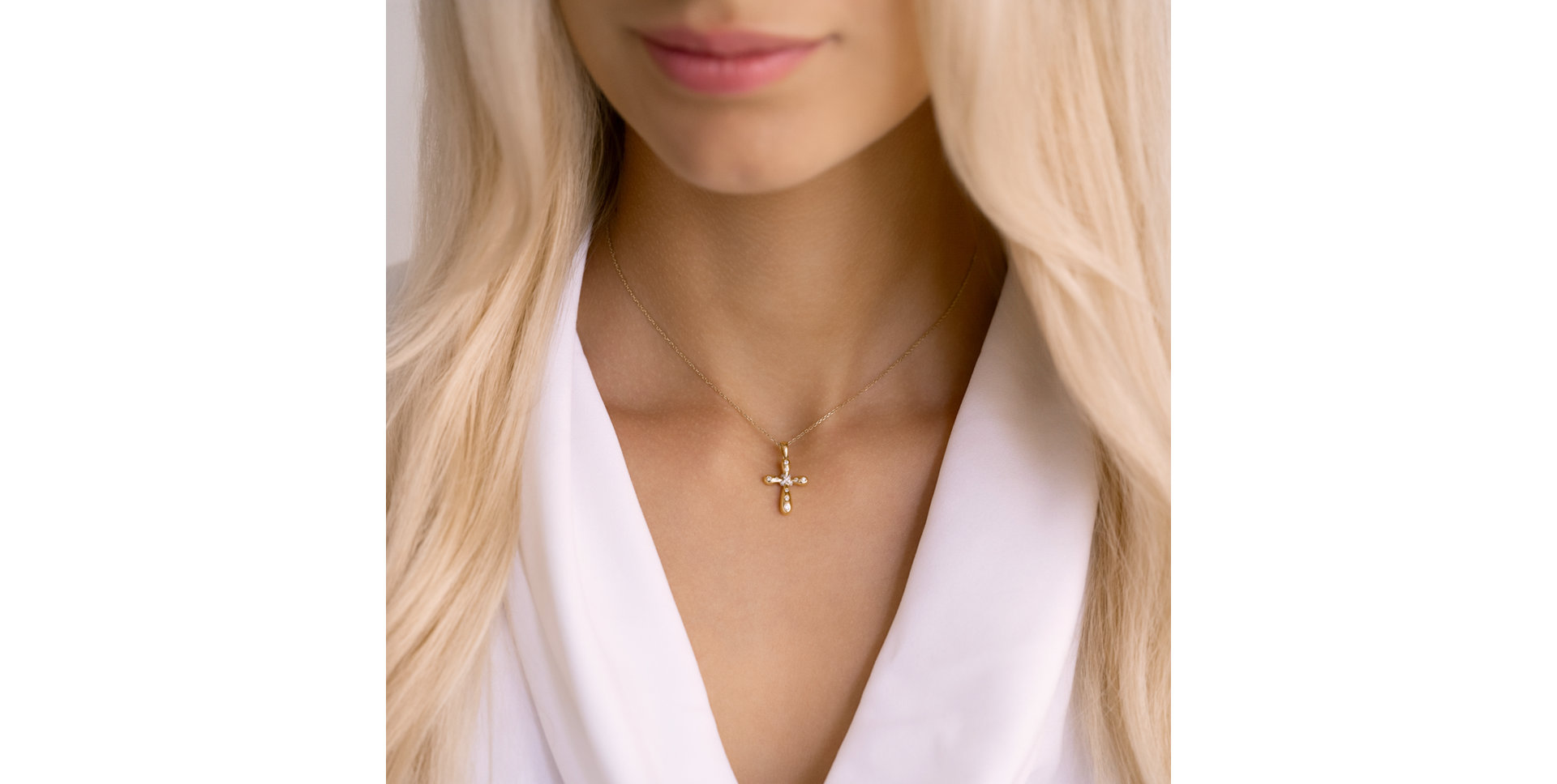 Přívěs s diamanty Magic Cross