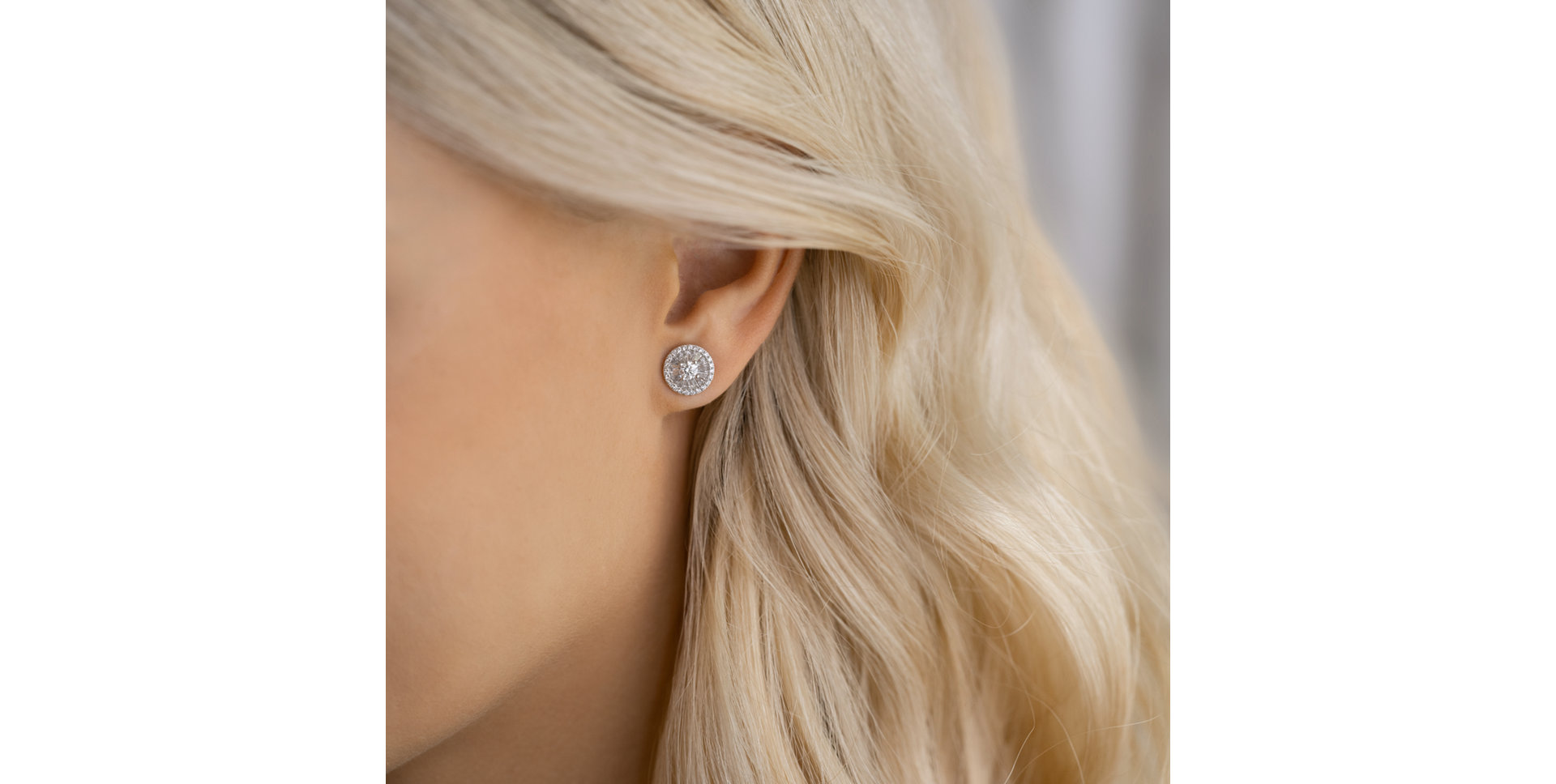 Náušnice s diamanty Adlai