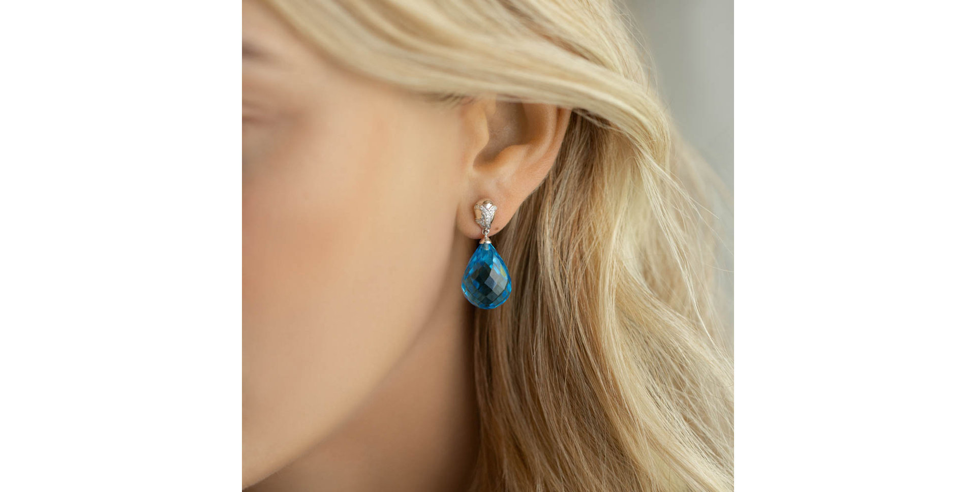 Náušnice s topazem a diamanty Hanlerore