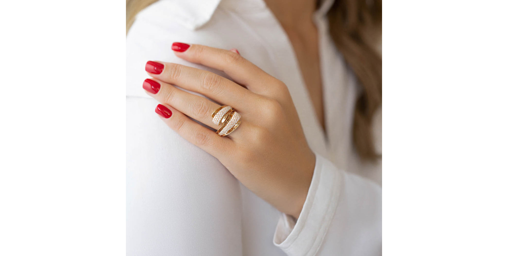 Prsten s diamanty Serpentius