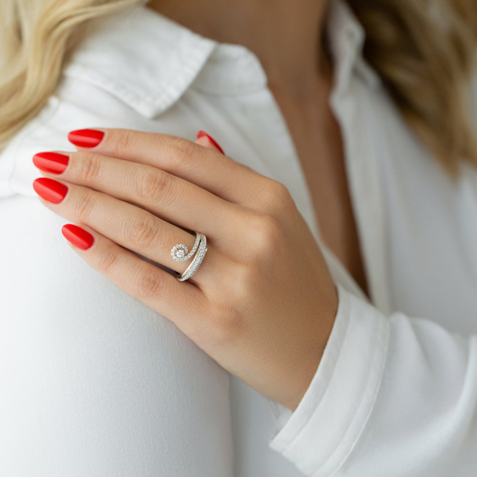 Prsten s diamanty Riven