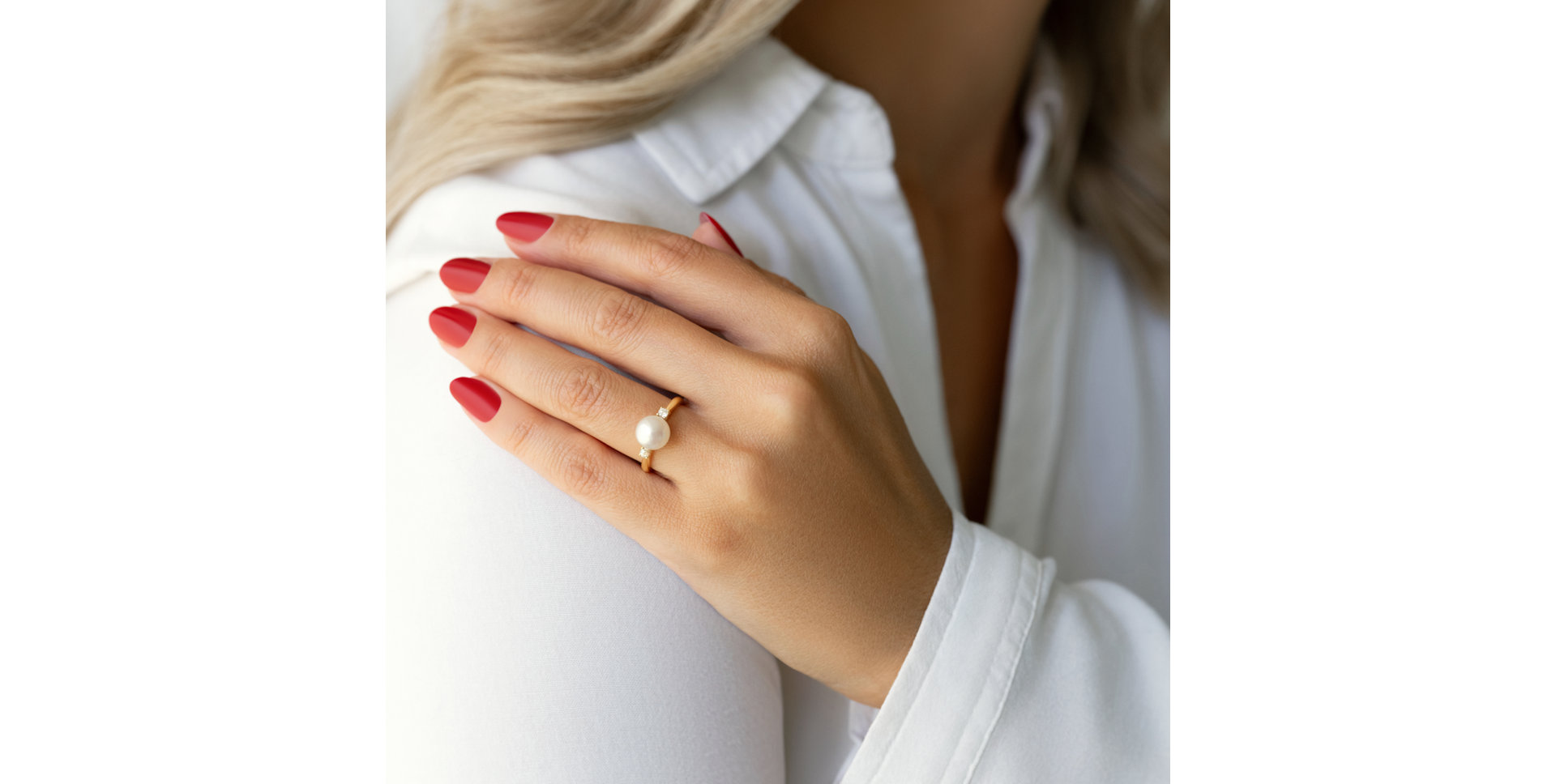 Prsten s perlou a diamanty Golden Treasure