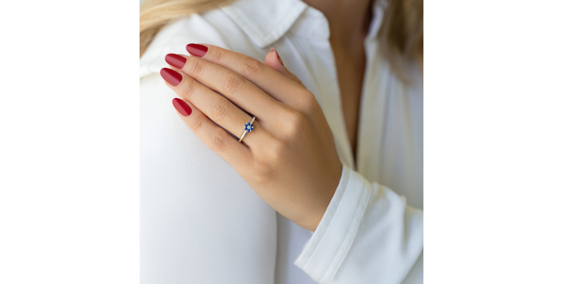 Prsten s diamanty a safíry Hollings