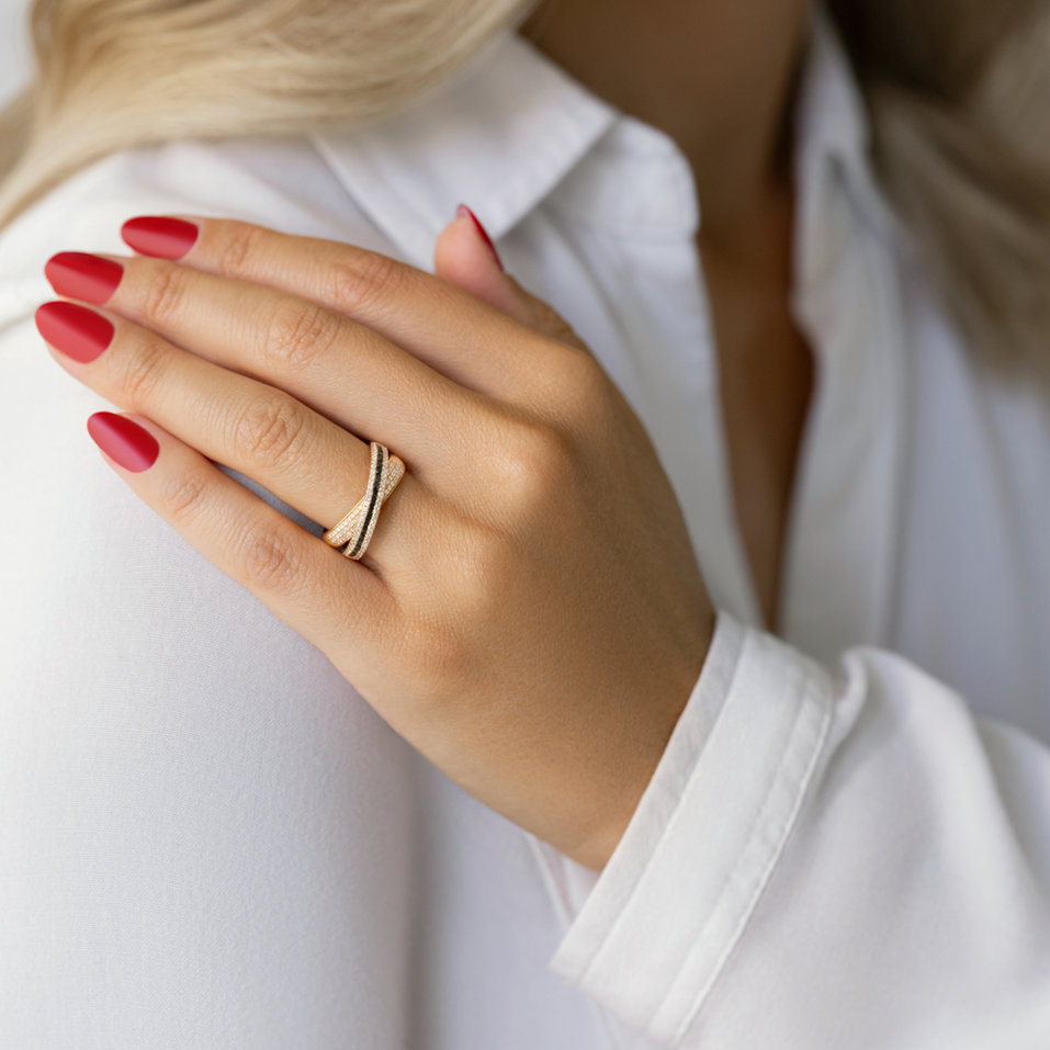 Prsten s černými a bílými diamanty Talthressar