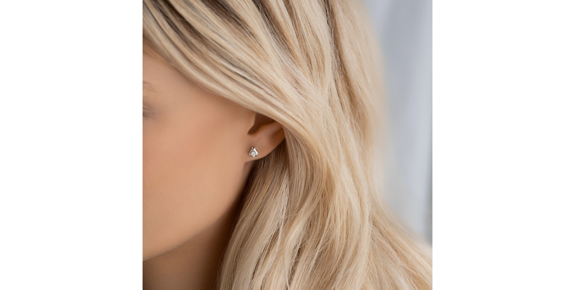 Náušnice s diamantem Straley