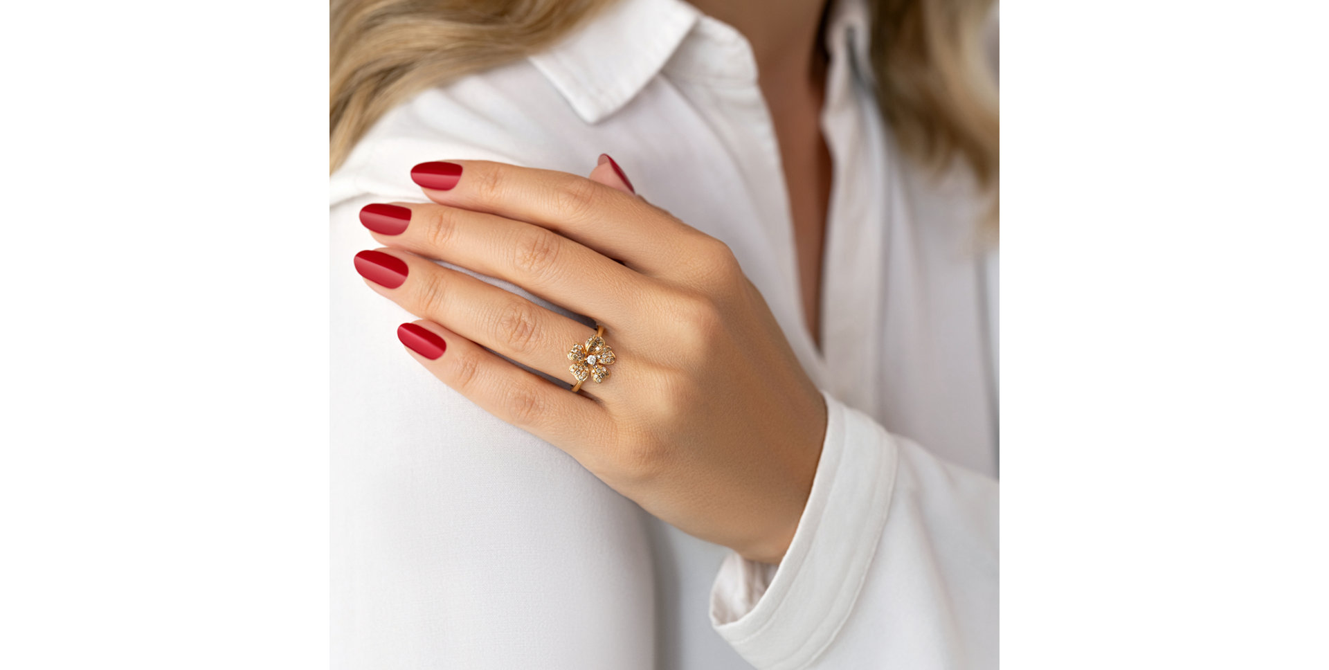 Prsten s bílými a hnědými diamanty Fabulous Treasure