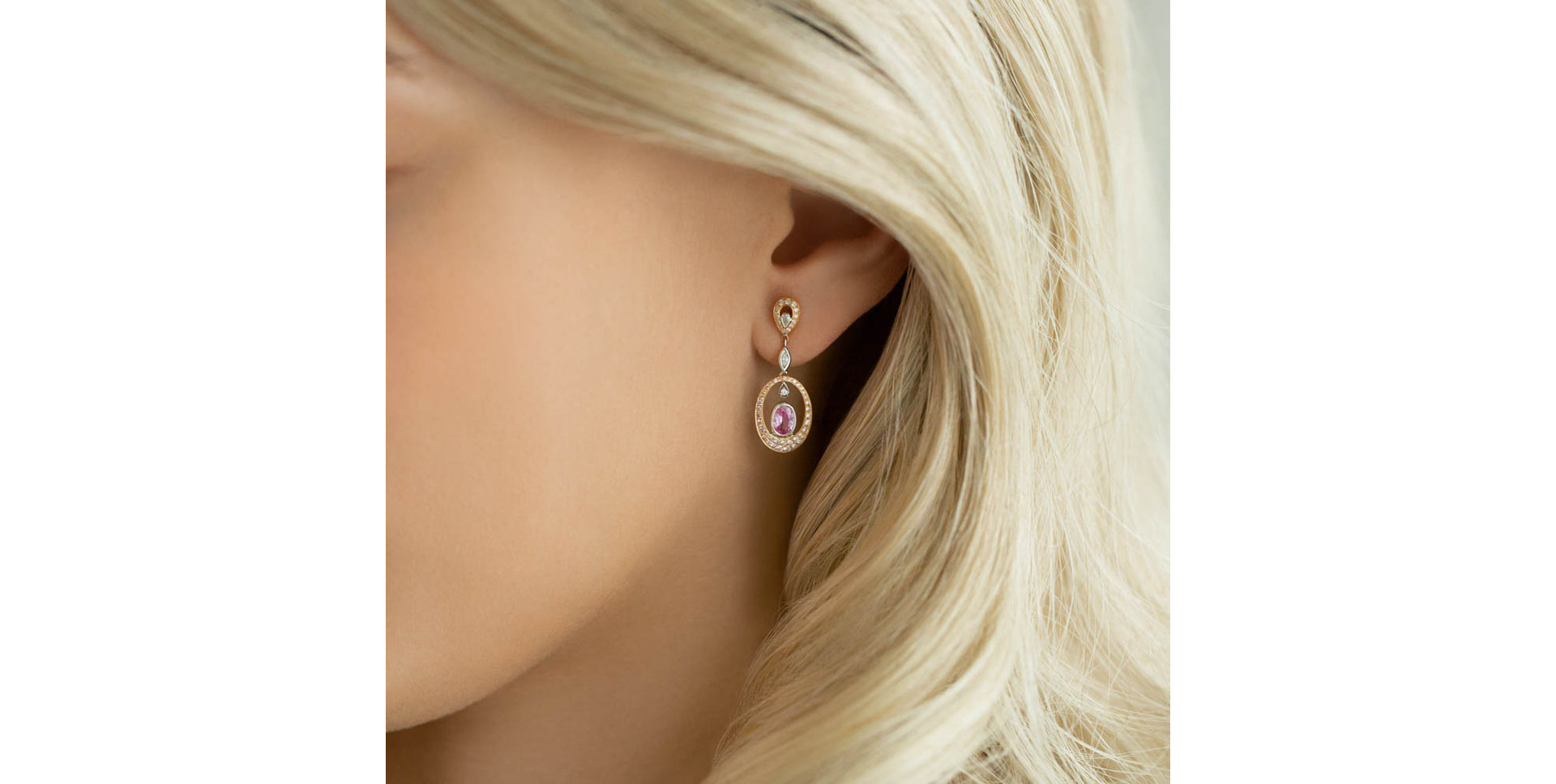 Náušnice se safírem a diamanty Romantic Amorie